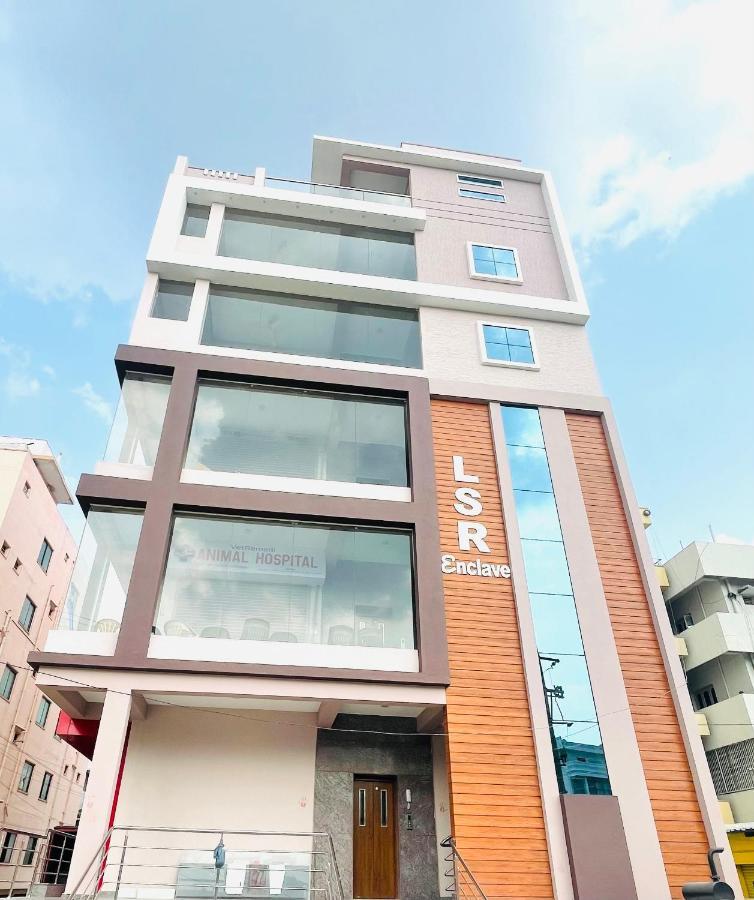 Lsr Service Apartments Tirupati Kültér fotó